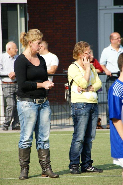 2009-09-26-11.09.22 Korfbal D3-D2_638x960.jpg